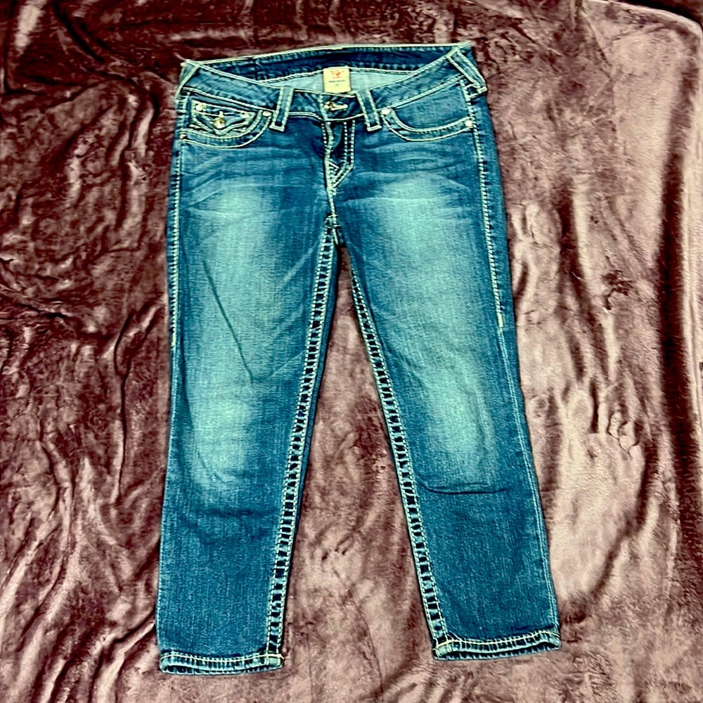 True Religion Capri Jeans, size 27 with bling detail buttons